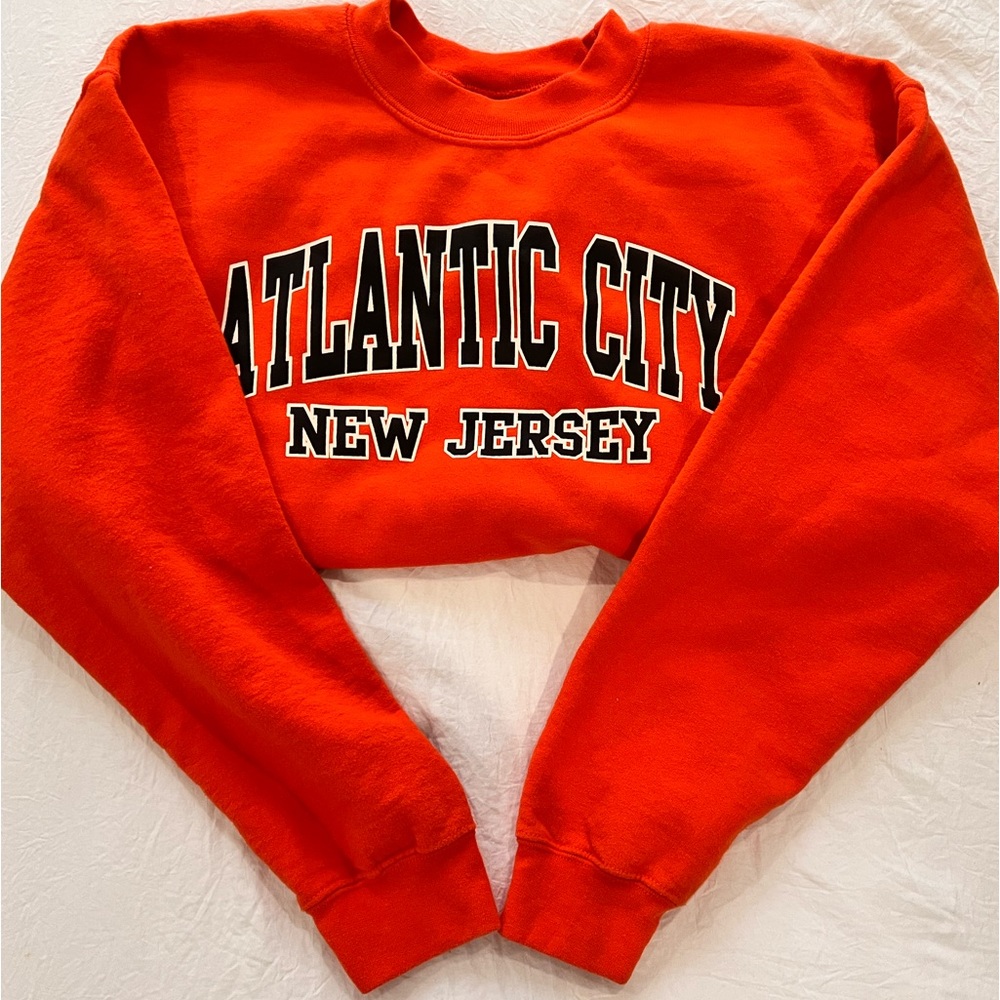 🧡orange atlantic city crew neck🧡